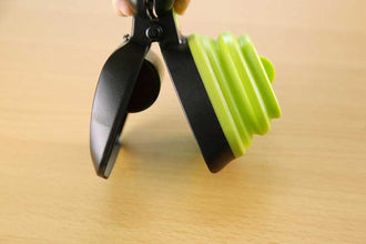 Pet Travel Foldable Pooper Scooper