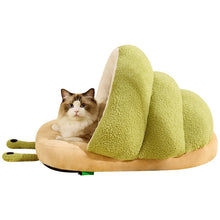 Warm Cat Semi-closed Snail Slippers Nest